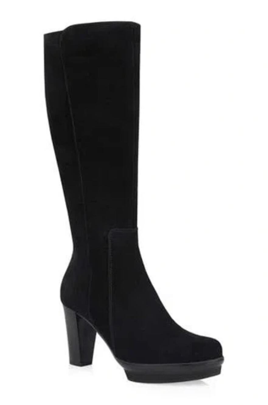 La Canadienne Leif Waterproof
Boot In black women’s size 10 $390.00 retail price - Picture 1 of 7